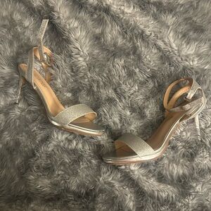 Dream Pairs Elegant Silver Strappy Heels